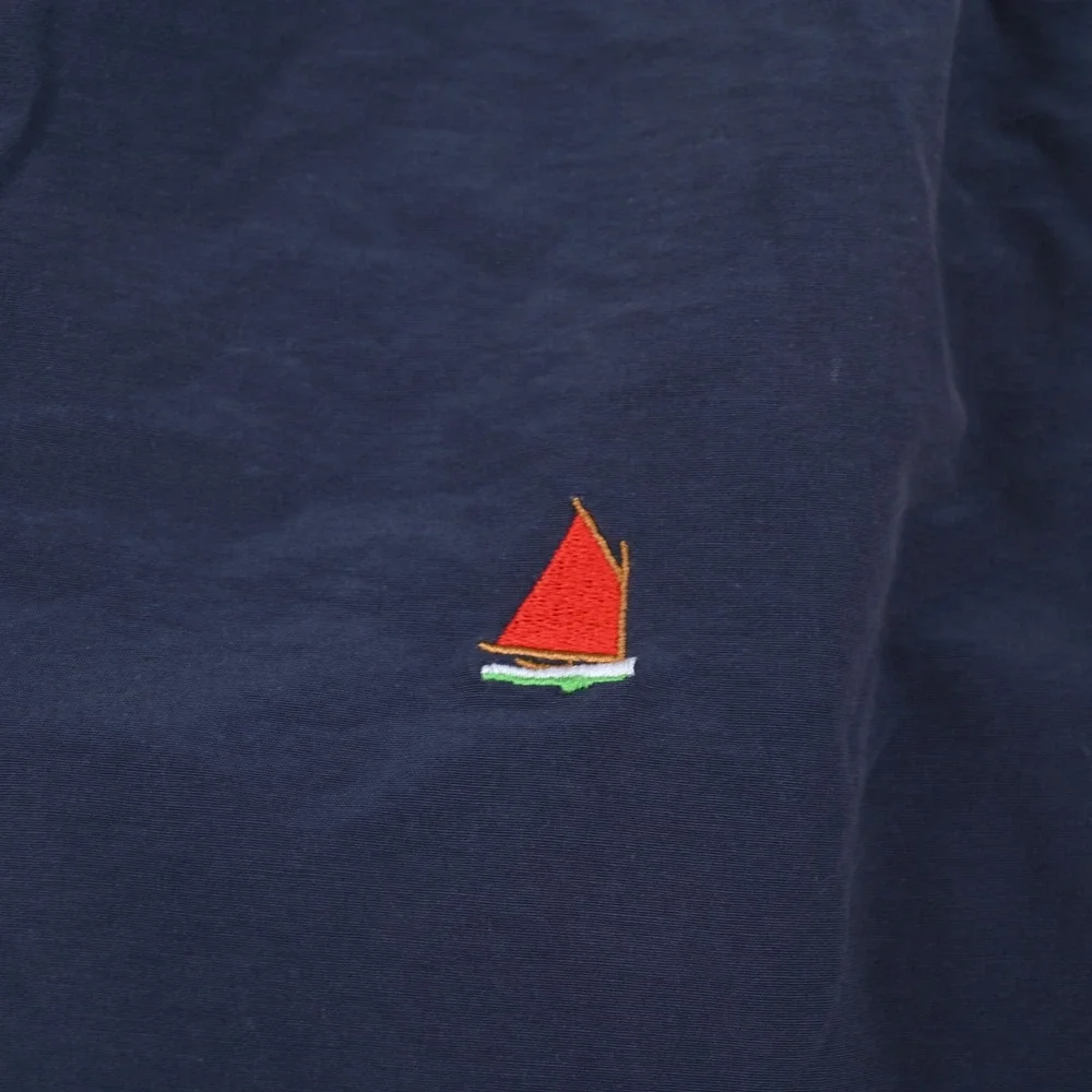 Castaway Nantucket Island Mens Navy Blue Sailboat Embroidered Swim Trunks Medium